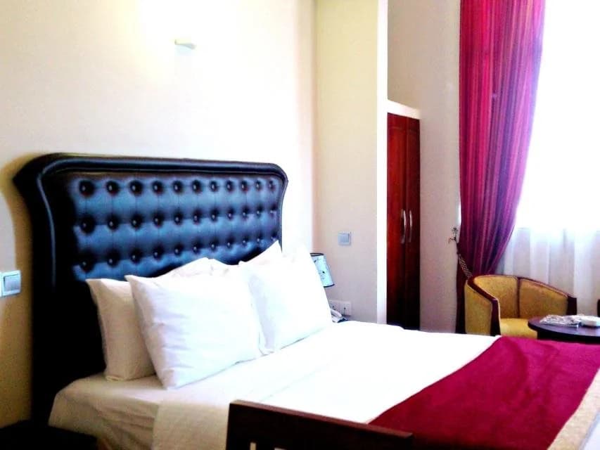 Lazaani Hotel Colombo - photo 7