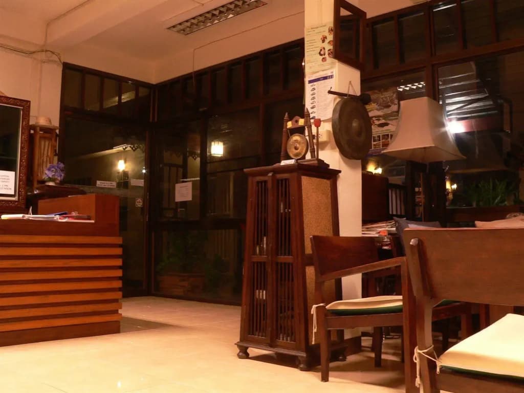 Tri Gong Hotel - photo 13