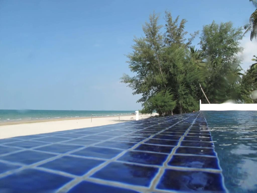 Villa Danialla Beach Resort - photo 18