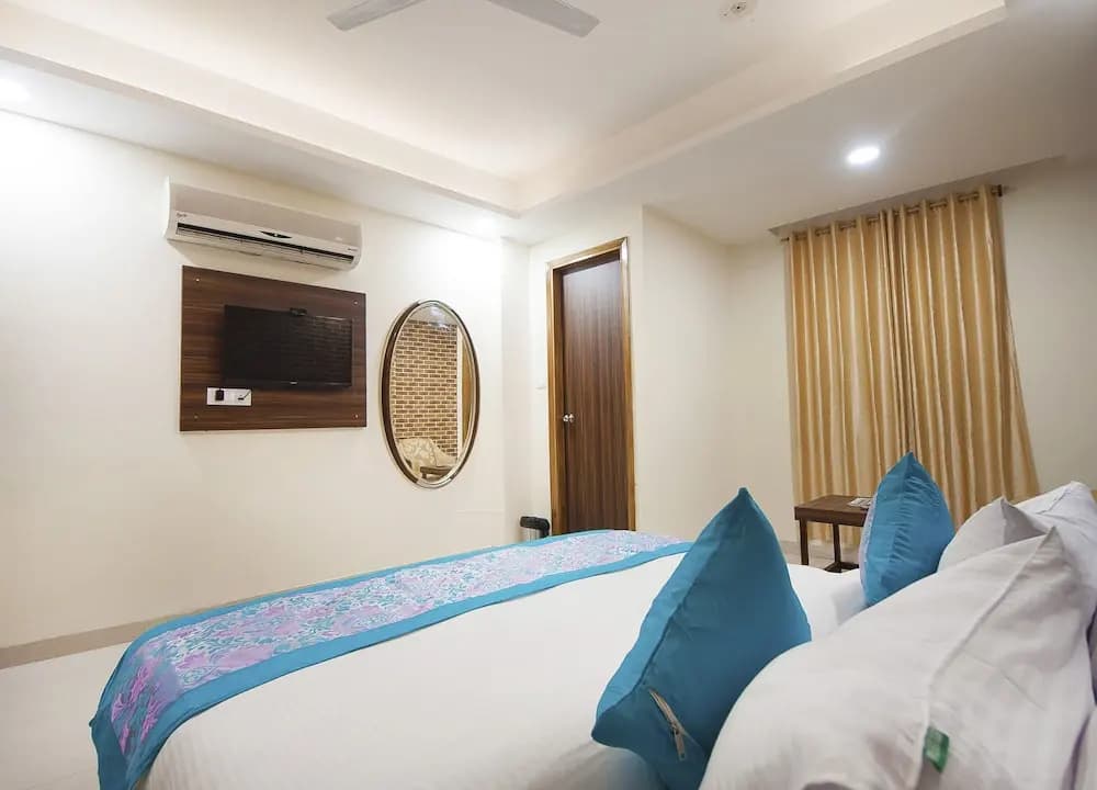 Hotel SRV Palace - photo 4