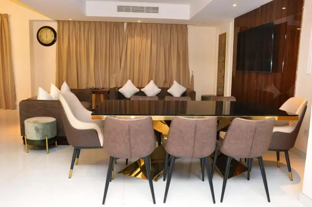 Al Hamra 4-Bedroom Luxury Villa Golf View - photo 9
