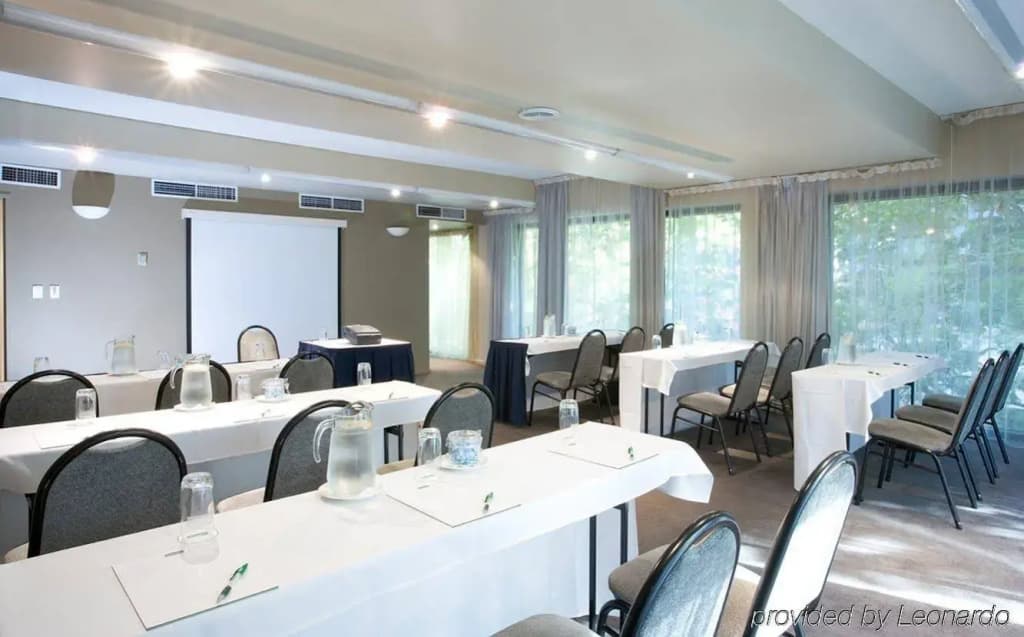 Hotel Indigo Melbourne on Flinders by IHG - photo 24