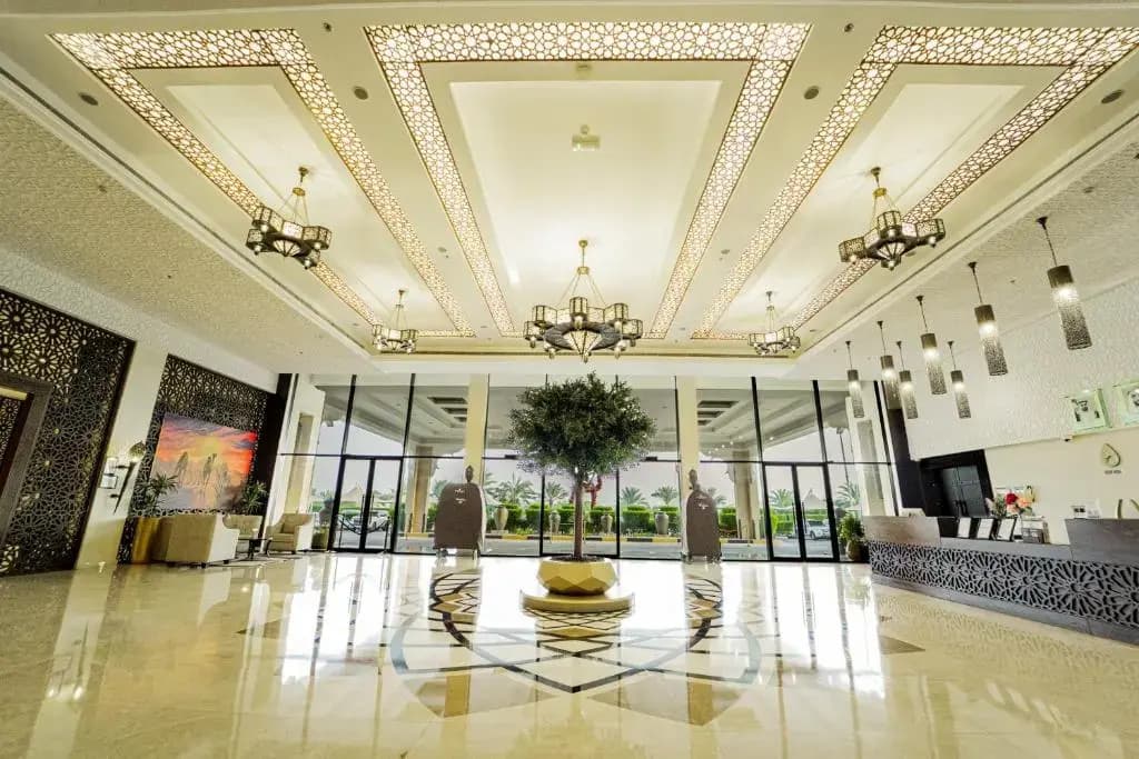 Western Hotel - Madinat Zayed - photo 1