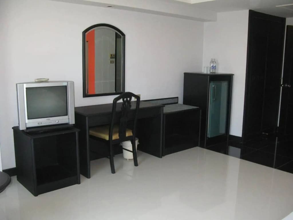 Silver Hotel Phuket - photo 4