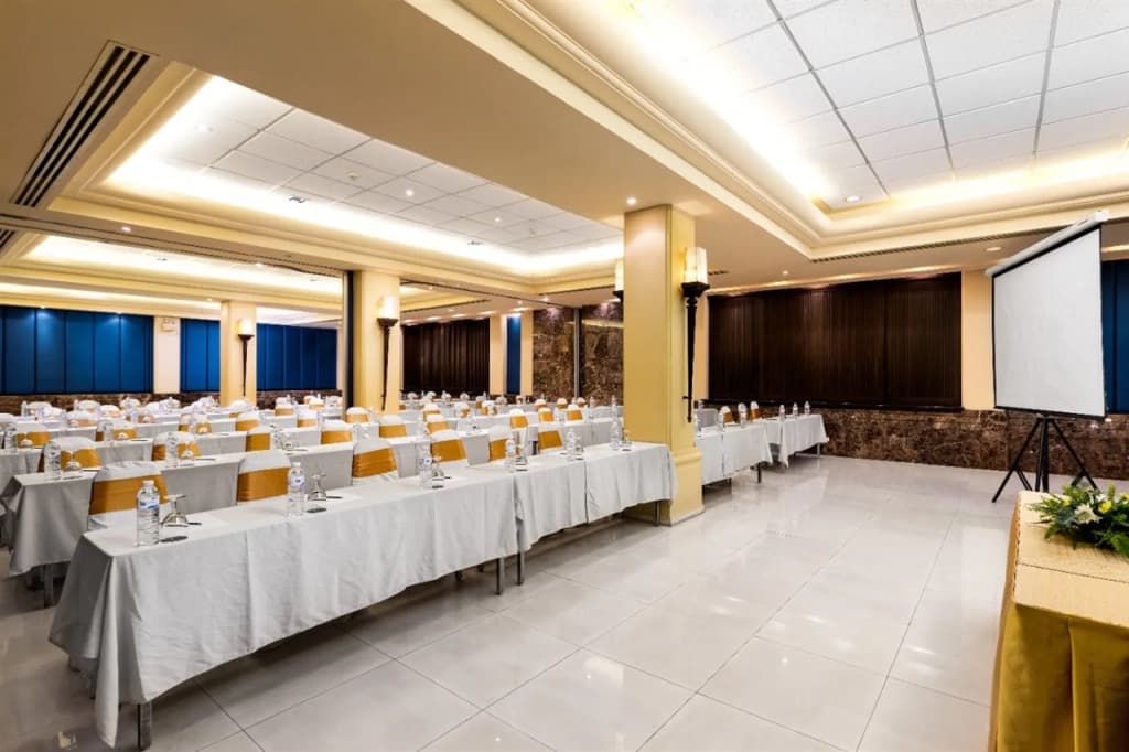 Patong Paragon Resort & Spa - photo 18