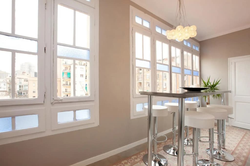 SOFIA 2 · Sofia's Gallery · Charming apartment in a real Barcelona surrounding - photo 6