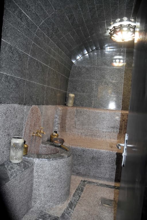 Lyron Hostel - photo 25