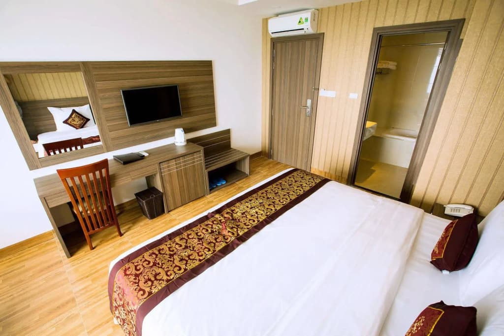 Euro Hotel - photo 4
