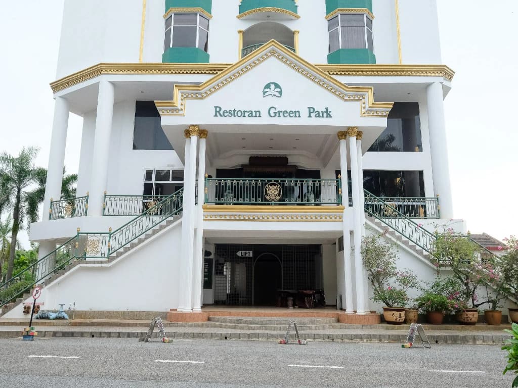 Hotel Green Park - main photo