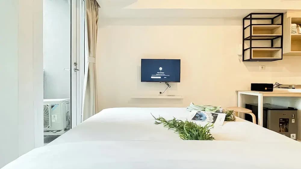 Basic And Compact Studio At Tokyo Riverside Pik 2 Apartment - photo 3