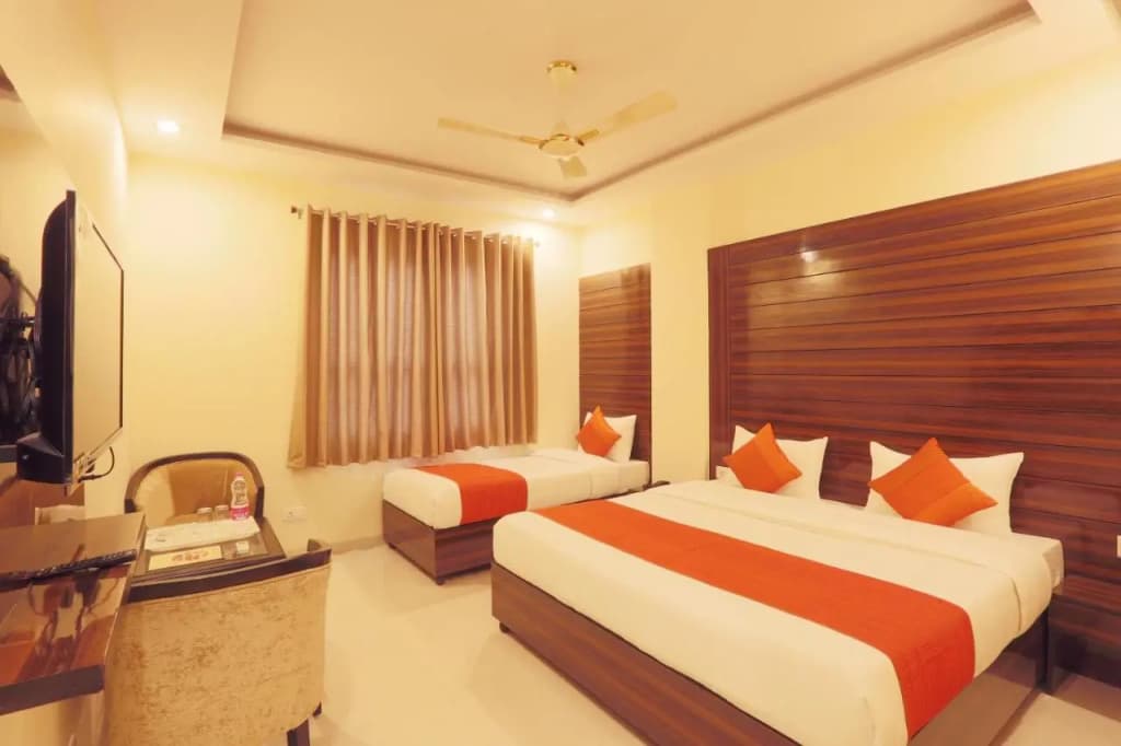 Hotel Peridot @ Newdelhi Airport - photo 6