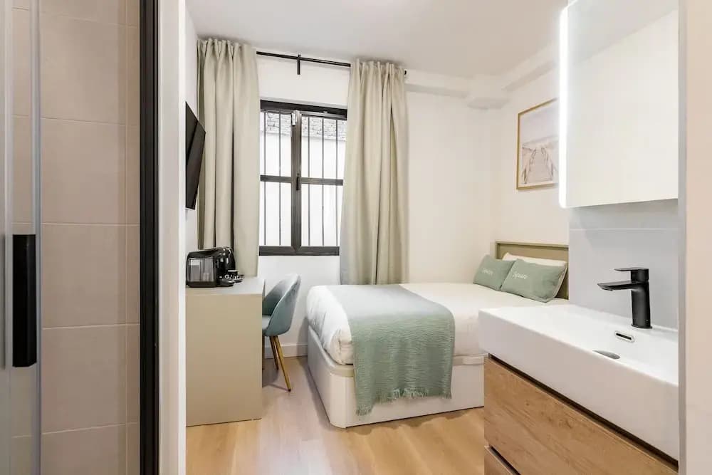 Square Rooms by Charming - photo 3