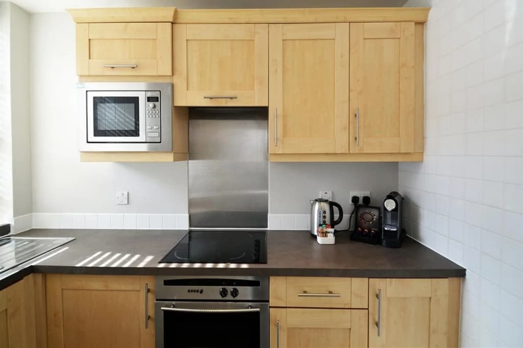 Dolphin House Serviced Apartments - photo 38