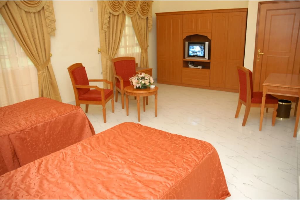 Super OYO 151 Manam 2 Hotel Apartment - photo 4