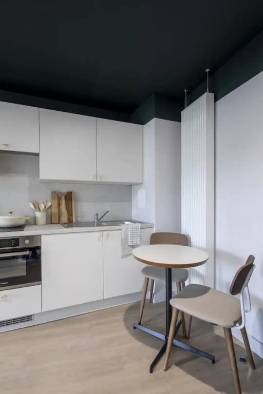 Modern Studios with Kitchen & Ensuite - photo 1