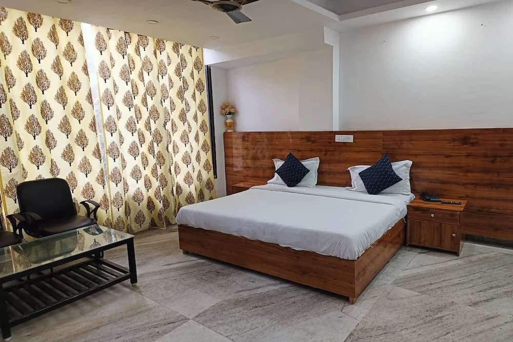 Hotel Grand - photo 5