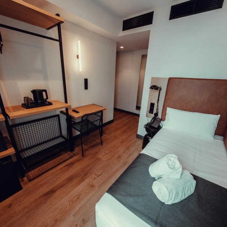 Hotel Transit - photo 27