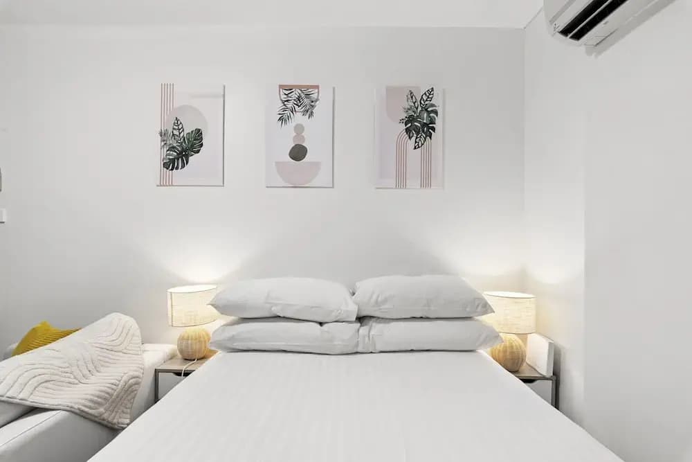 Ground Floor One-bed With Courtyard Access - photo 4