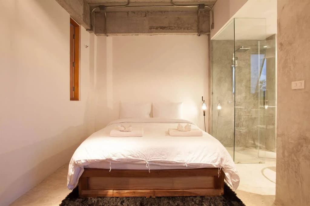 ELLA Bar, Bistro & Bed - photo 3