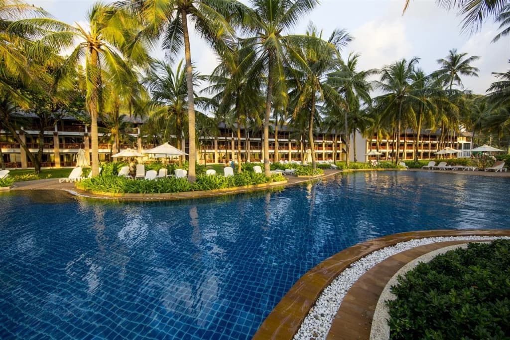 Katathani Phuket Beach Resort - photo 25
