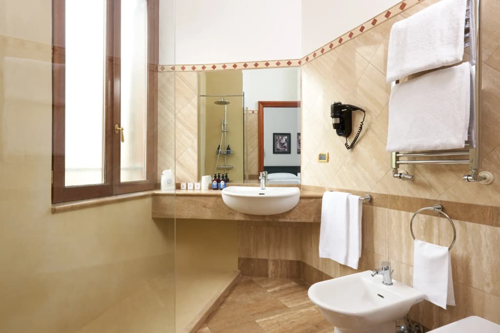 Hotel Barberini - photo 9