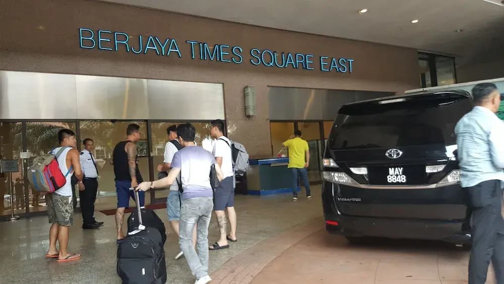 KL Super Suite at Times Square - photo 32