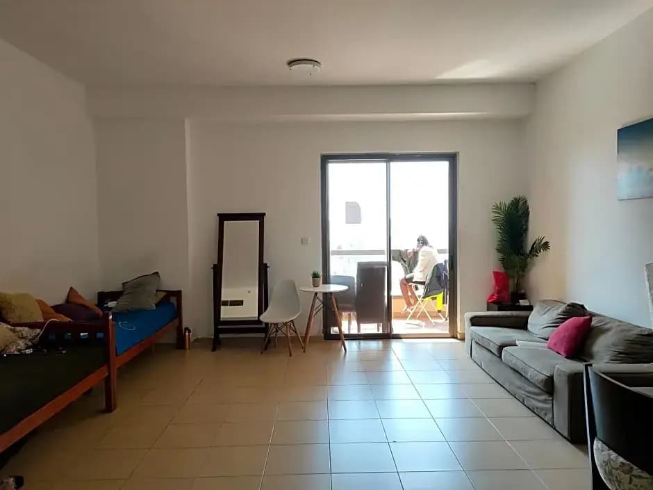 Bombay Backpackers Dxb-Adults Only - photo 4