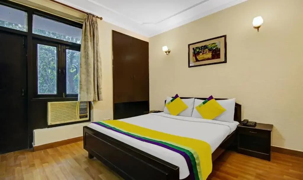 Itsy Hotels Arien International - main photo