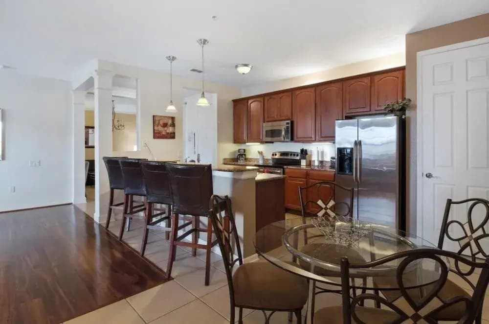 Poolside Charm 3 Bedroom Condo - photo 16
