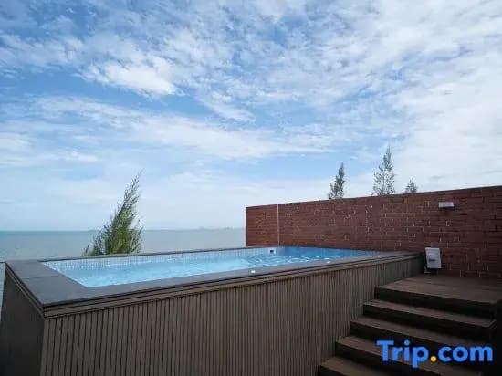 Sandbox Beachfront Villa 1 (3BR-Max14 guests) - photo 9