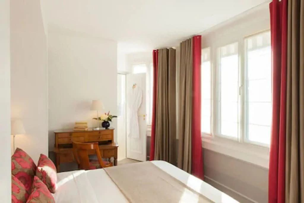 Hôtel Parc Saint Séverin - photo 4