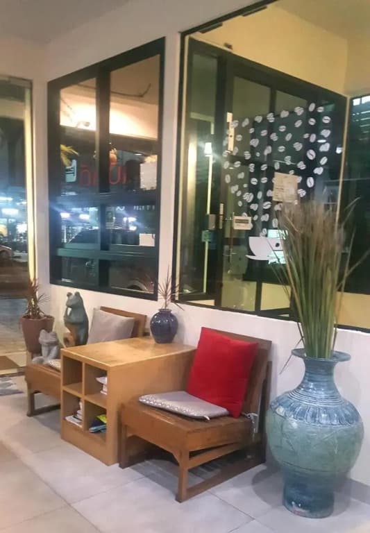 Double D Rooms & Cafe - photo 2