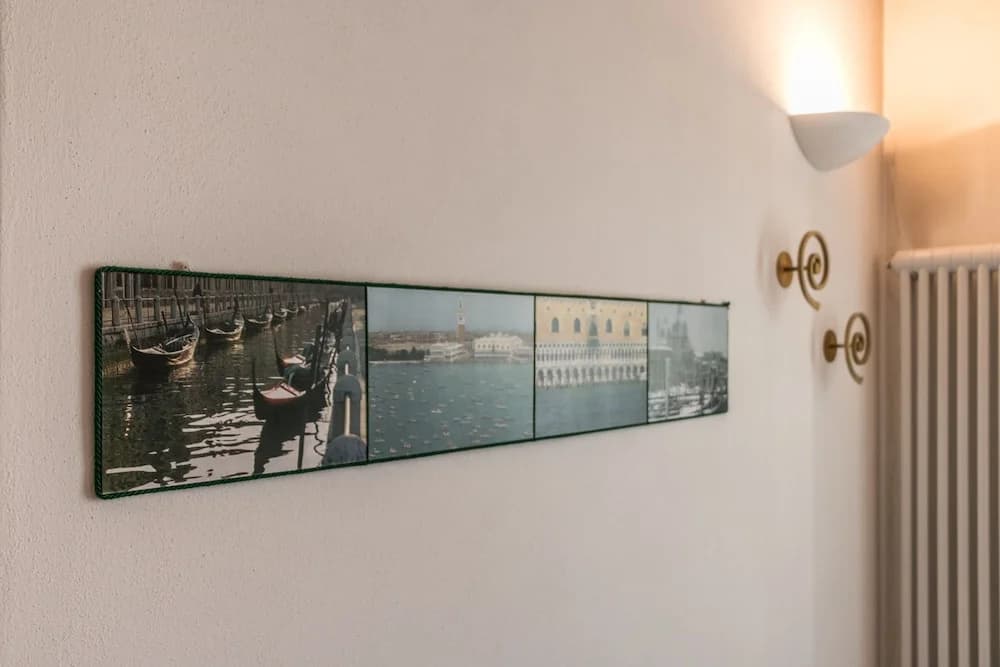 7 Windows on Venice - photo 11