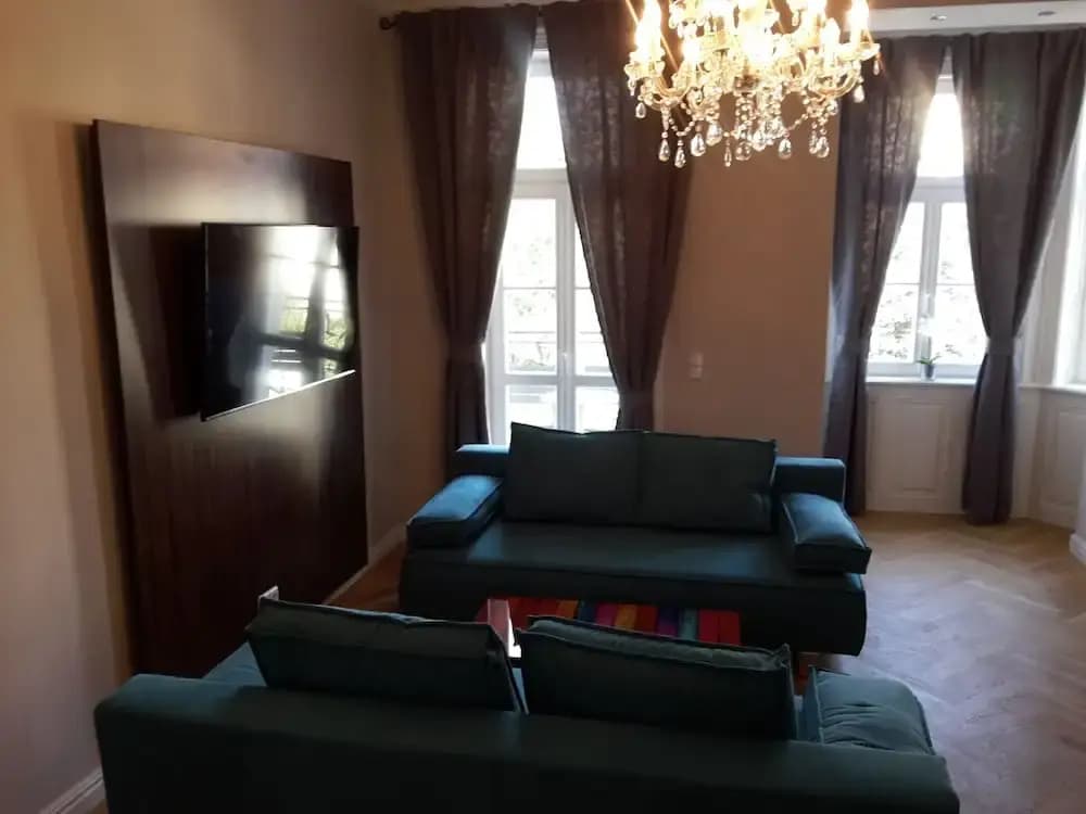 Imperial Apartments Schönbrunn - photo 6
