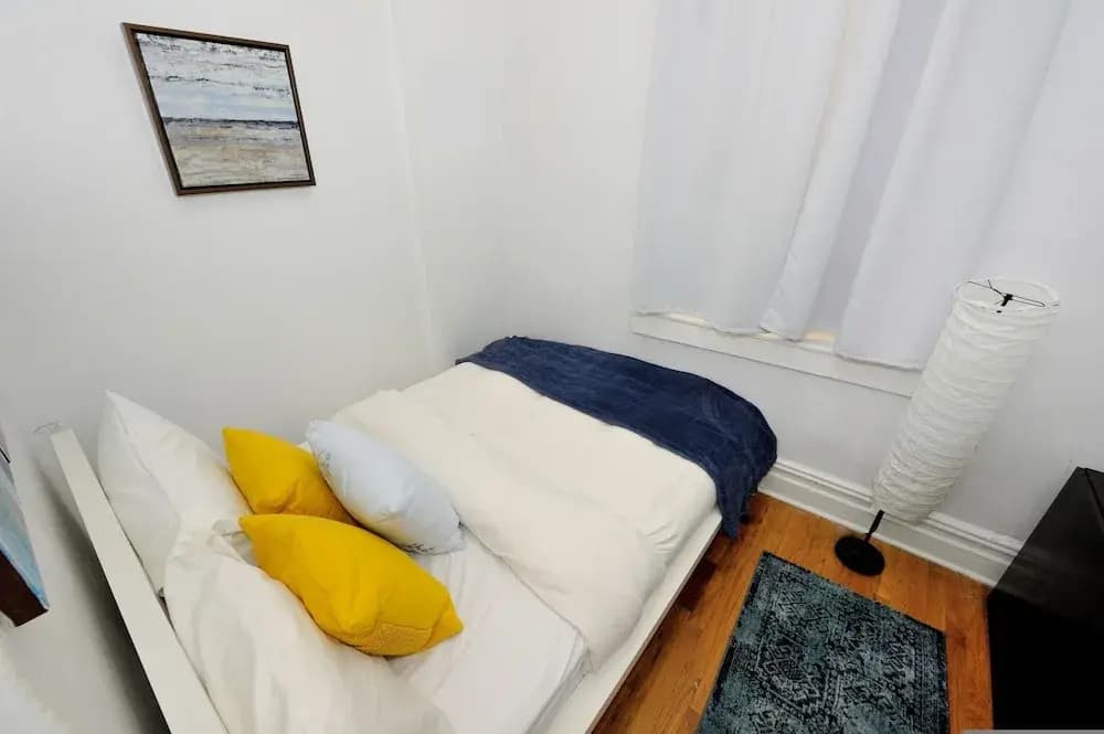 Midtown West Furnished Apartment 3BR Perfect Share - photo 13
