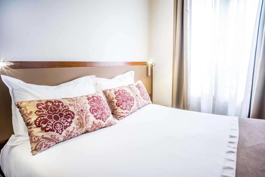 Art Hotel Batignolles - photo 6