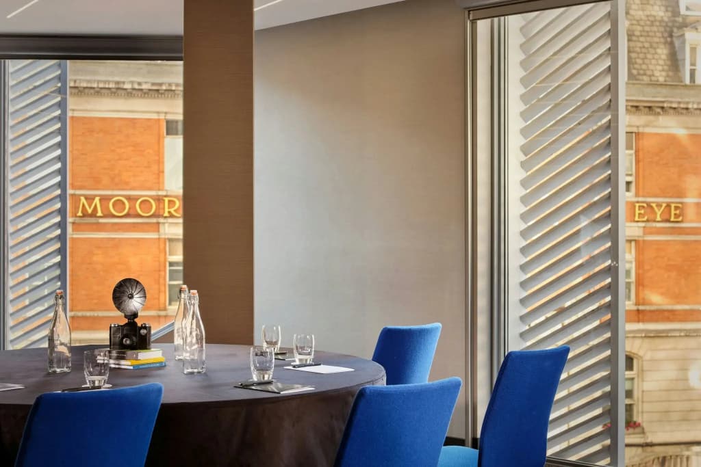Montcalm East, Autograph Collection - photo 43