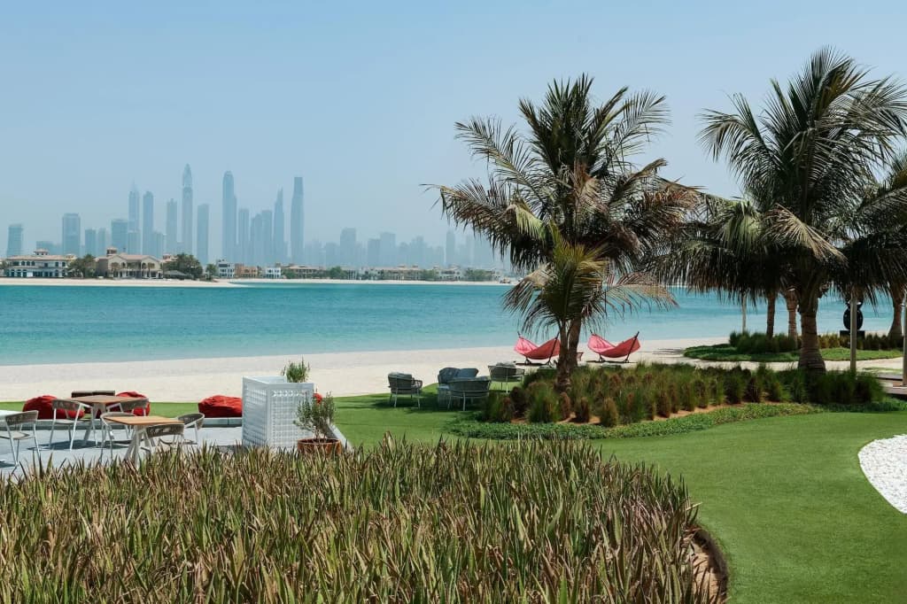 Th8 Palm Dubai Beach Resort, Vignette Collection, by IHG - photo 17