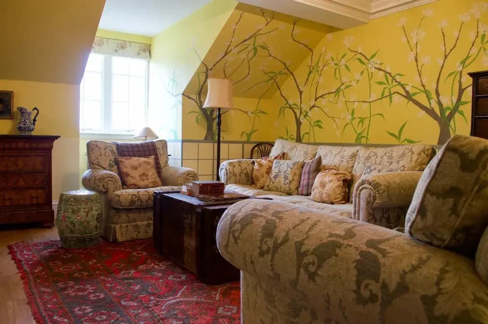 2 Bedroom West End Flat Sleeps 4 - photo 4