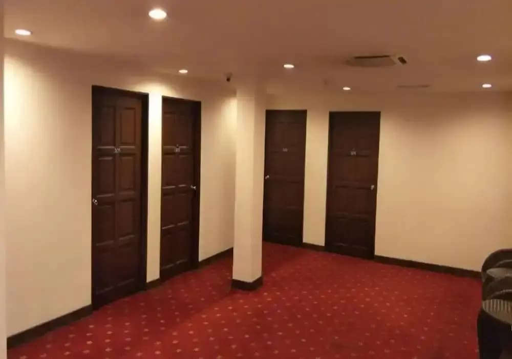 Hotel Mercury - photo 7