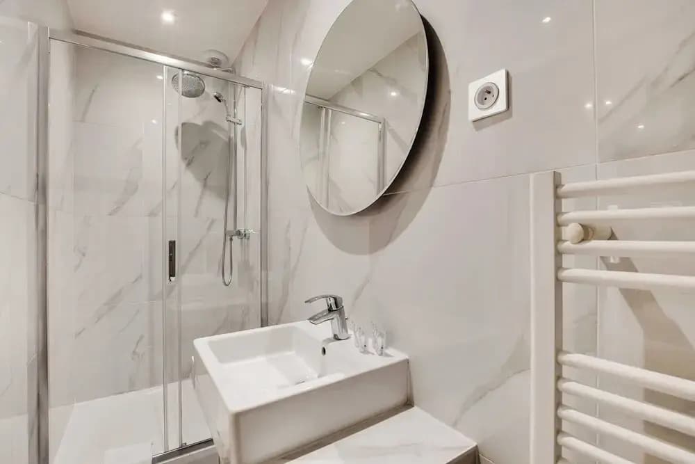 Comfortable Studio - 1br/4p - Republique - photo 11