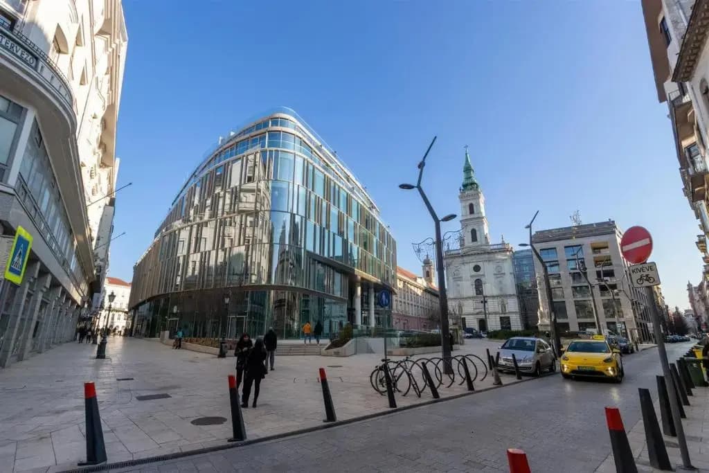 d.Five Premium Studio Szervita Square - photo 10