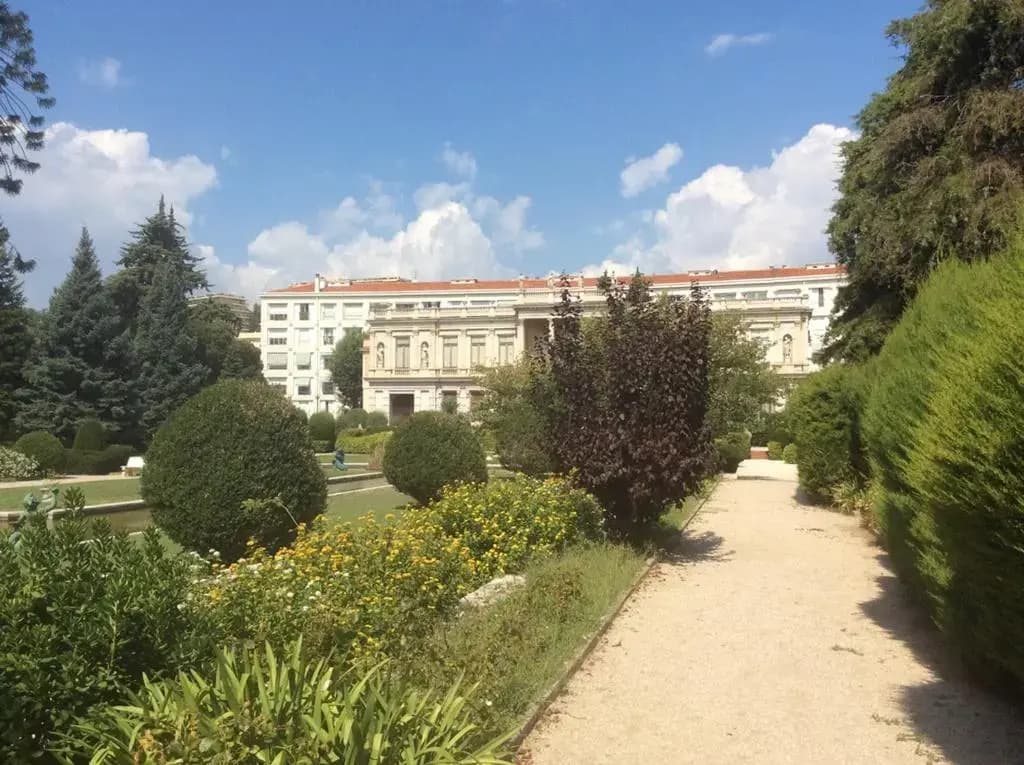 Les Grands Cedres - main photo