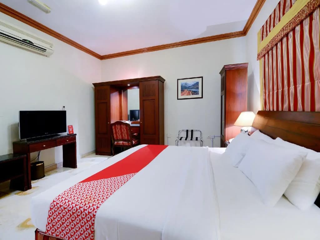 Hotel Golden Oasis - photo 23