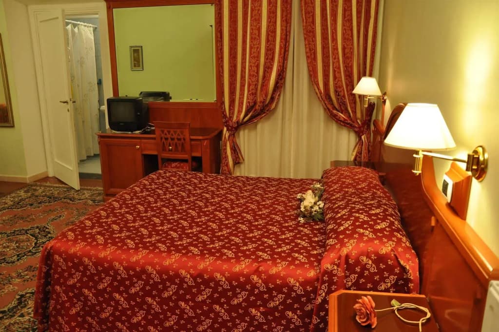 Hotel Sandra - photo 7