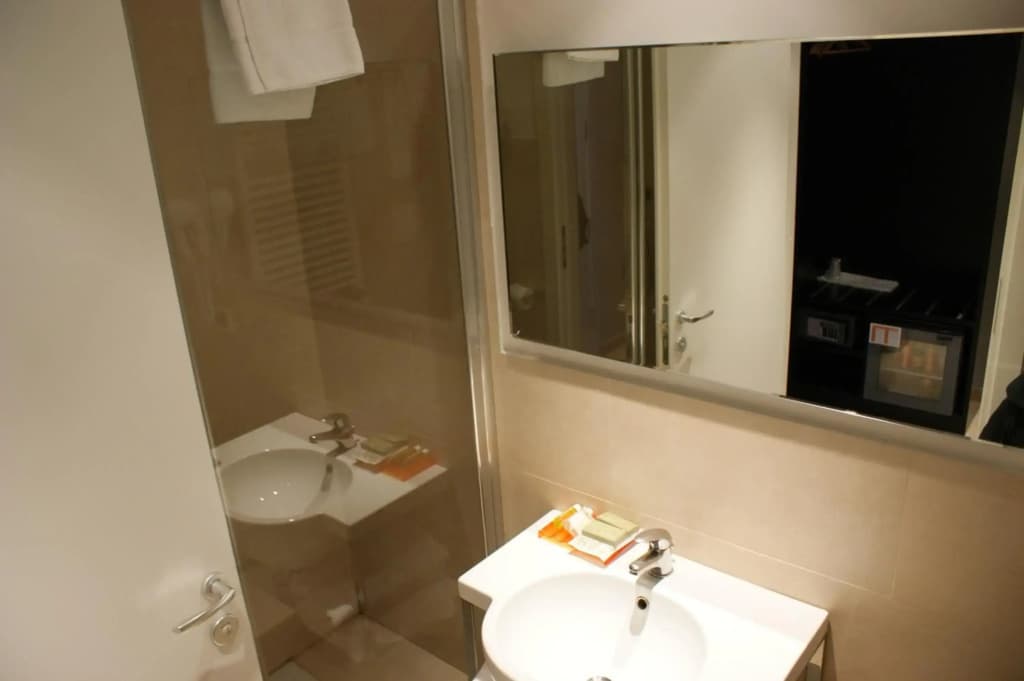 Hotel Aniene - photo 10