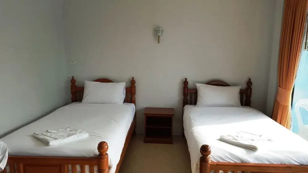 Holiday Guesthouse - photo 4