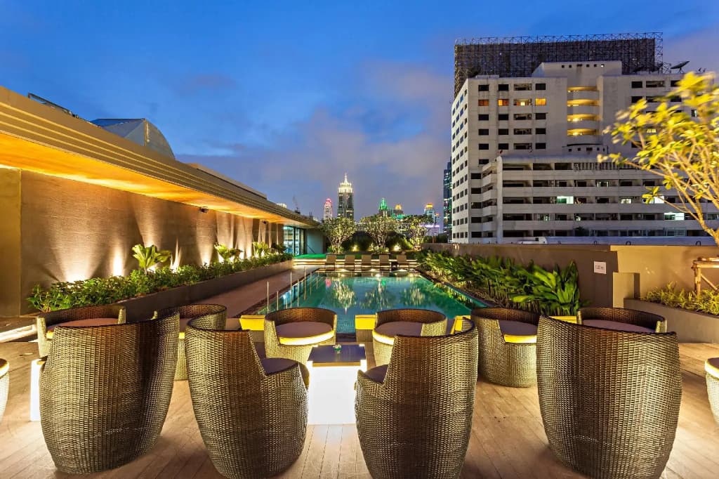 Hyatt Place Bangkok Sukhumvit 1 - photo 19