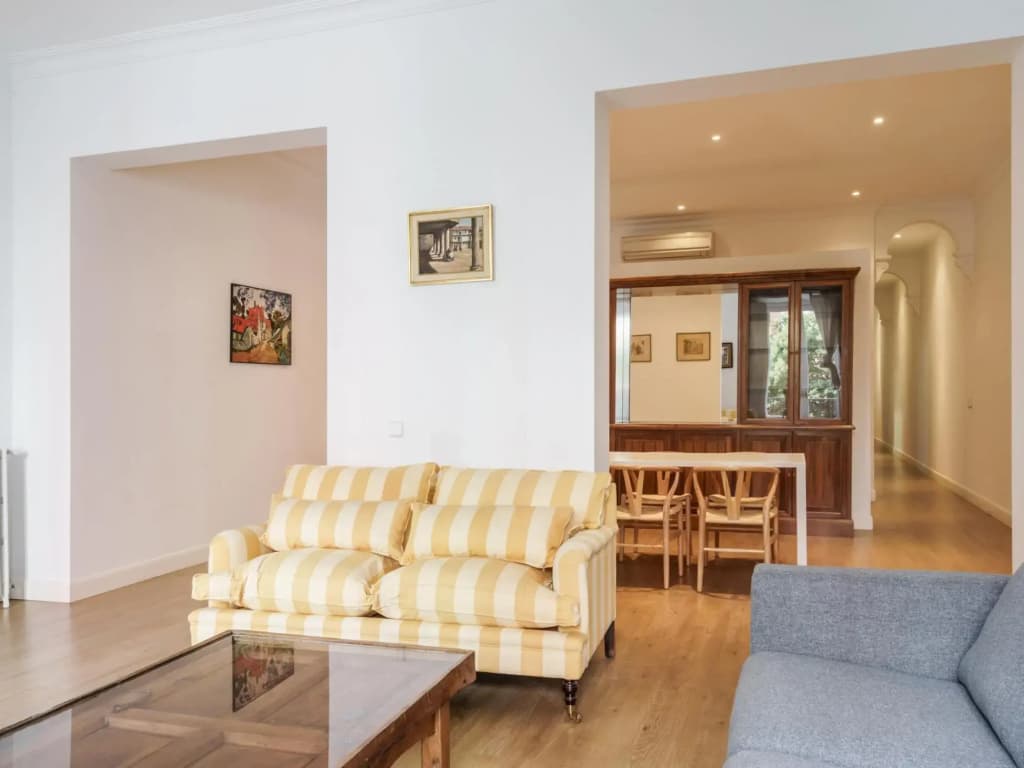 Callao Apartment II 4BR 3BT - main photo
