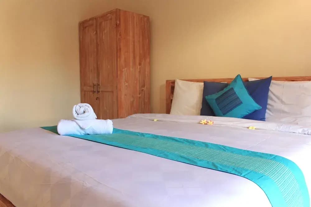CR Tris Rooms Seminyak - photo 5